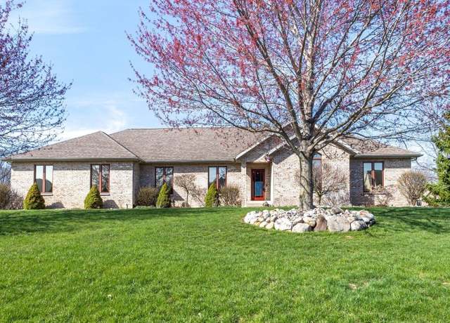 Property at 2776 W Hogan Dr, Unknown, IN 46350, 4 beds, 3.5 baths