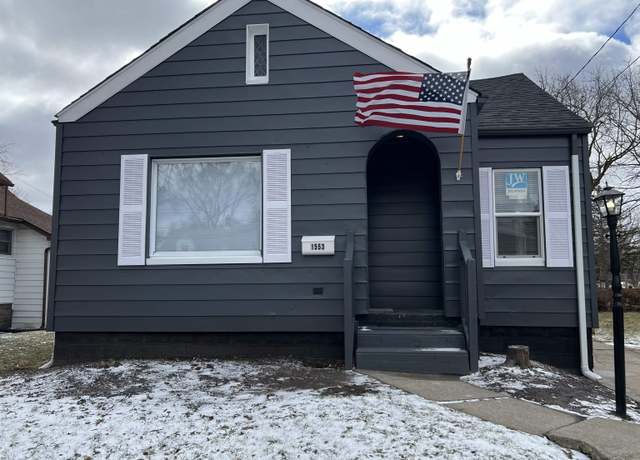 Property at 1553 Holmes St, Saginaw, MI 48602, 2 beds, 2 baths