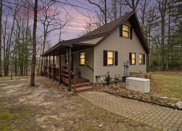 Property at 9284 S Oxeye Ave, Baldwin, MI 49304, 3 beds, 1 bath