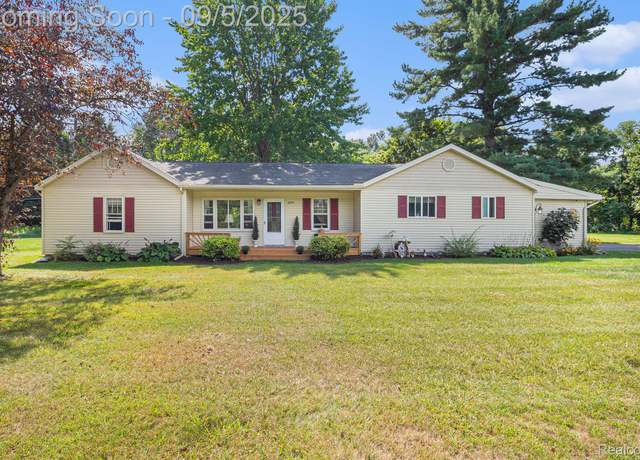 Property at 2895 Norton Rd, Howell, MI 48843, 3 beds, 2 baths