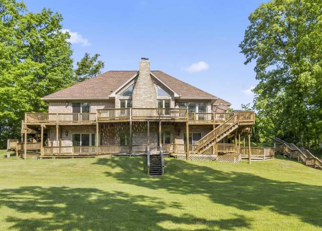 Property at 6767 Puttygut Rd, East China Township, MI 48054, 4 beds, 3.5 baths