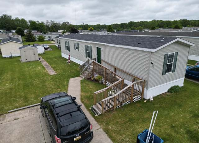 Property at 12720 S Grey Ct, Wayland, MI 49348, 3 beds, 2 baths