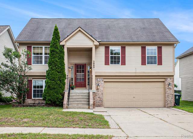 Property at 3069 Talon Cir, Oakland, MI 48360, 4 beds, 3 baths