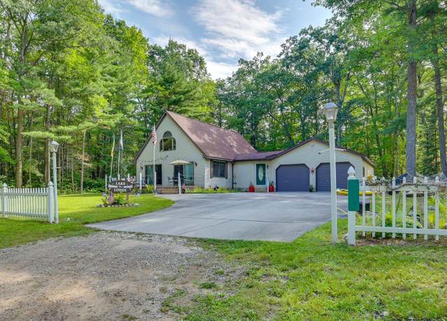 Property at 4170 Grant Dr, Lewiston, MI 49756, 3 beds, 3 baths