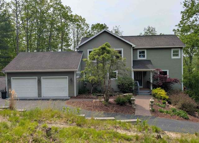 Property at 4076 Williamston Ct, Williamsburg, MI 49690, 5 beds, 3.5 baths
