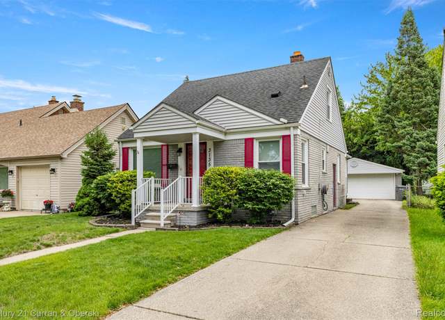Property at 3135 Raymond Ave, Dearborn, MI 48124, 3 beds, 1.5 baths