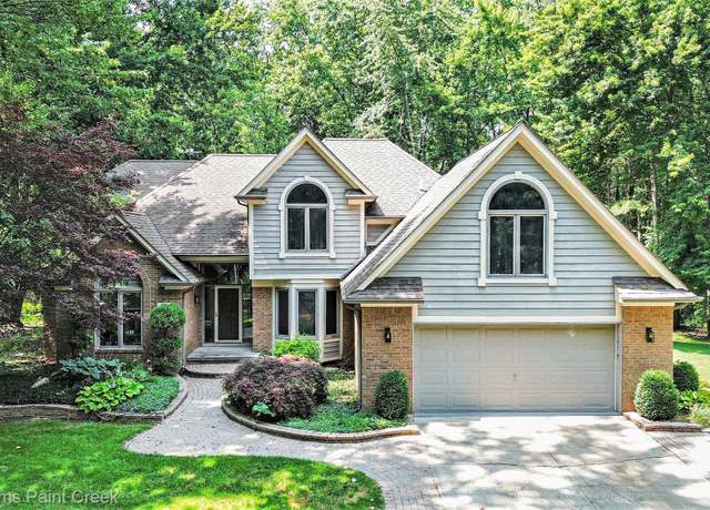 Property at 6365 Hayfield Ln, Almont Township, MI 48003, 4 beds, 3.5 baths