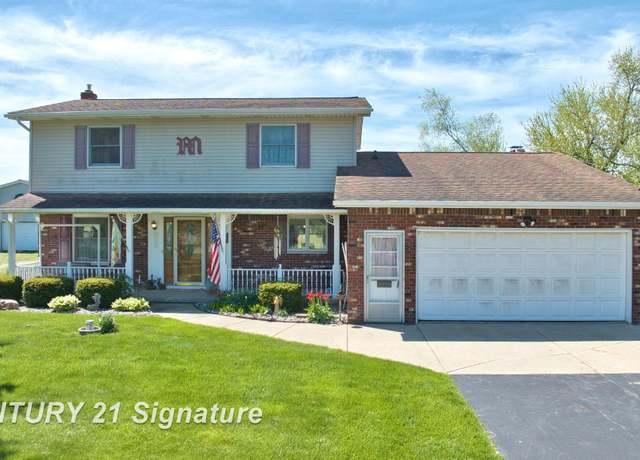 Property at 9115 Beecher Rd, Flushing, MI 48433, 4 beds, 2 baths