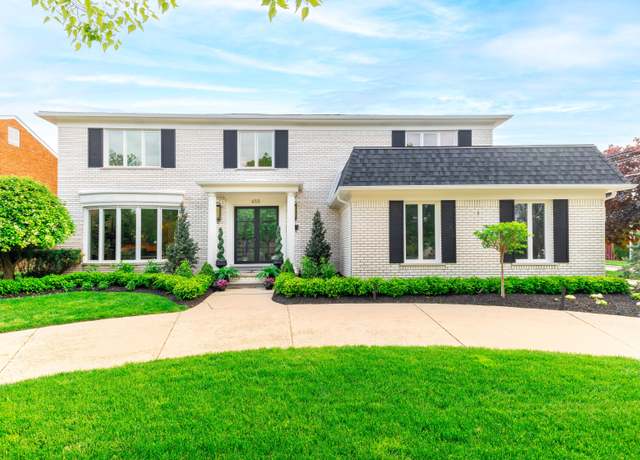 Property at 655 Canterbury Rd, Grosse Pointe Woods, MI 48236, 4 beds, 2.5 baths