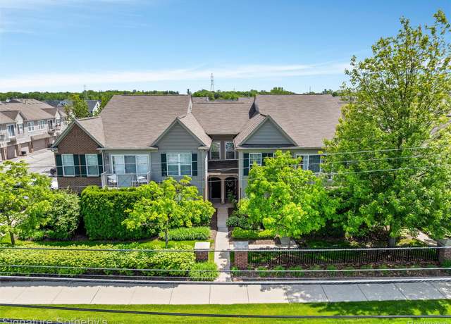 Property at 340 N Wixom Rd, Wixom, MI 48393, 3 beds, 2 baths