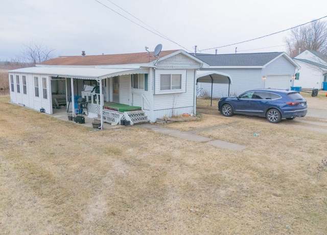 Property at 11091 W West Shore Dr, Houghton Lake, MI 48629, 2 beds, 1 bath