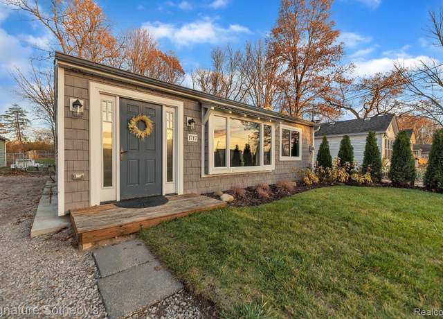 Property at 1717 S Hughes Rd, Brighton, MI 48114, 1 bed, 1 bath