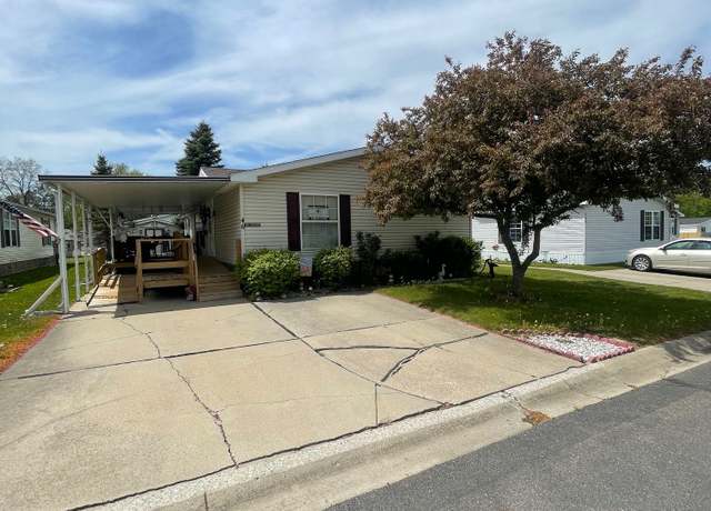 Property at 46 Bellwood, Swartz Creek, MI 48473, 3 beds, 2 baths