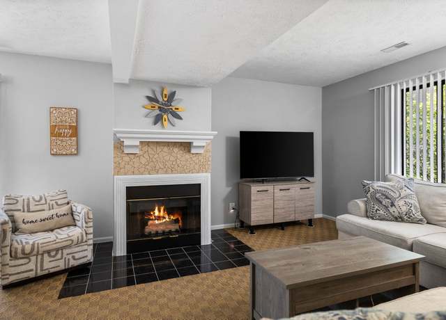 Property at 3947 Emily Ln, Traverse City, MI 49686, 2 beds, 1.5 baths