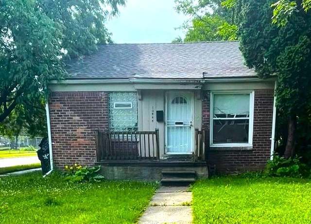Property at 10444 Wayburn St, Detroit, MI 48224, 3 beds, 1.5 baths