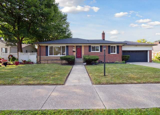 Property at 17581 Roxbury Ave, Southfield, MI 48075, 3 beds, 2 baths