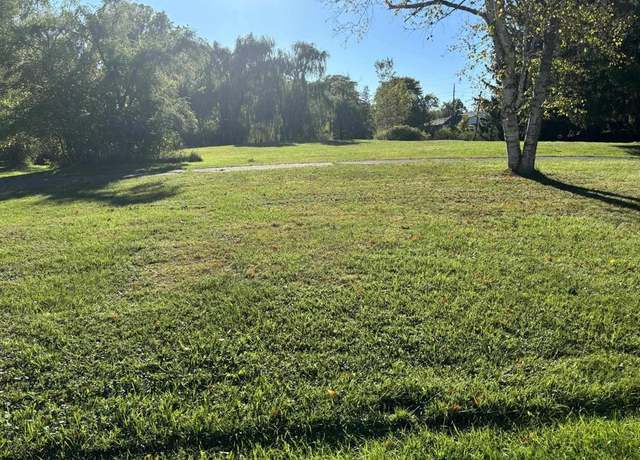 Property at 5110 Oakbrooke Dr, West Bloomfield, MI 48323