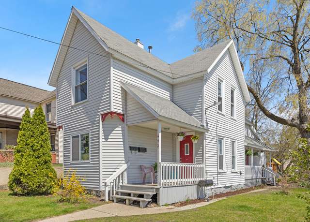 Property at 442 Emerald Ave NE, Grand Rapids, MI 49503, 5 beds