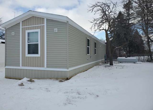 Property at 8649 S Loomis Rd, Shepherd, MI 48883, 3 beds, 2 baths