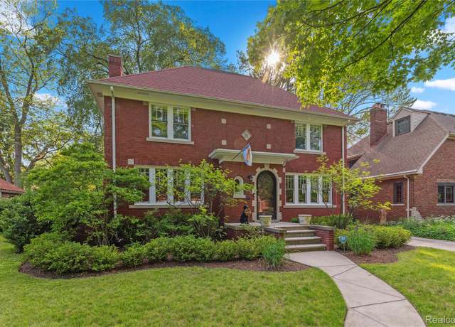 Property at 3497 Audubon Rd, Detroit, MI 48224, 4 beds, 2.5 baths