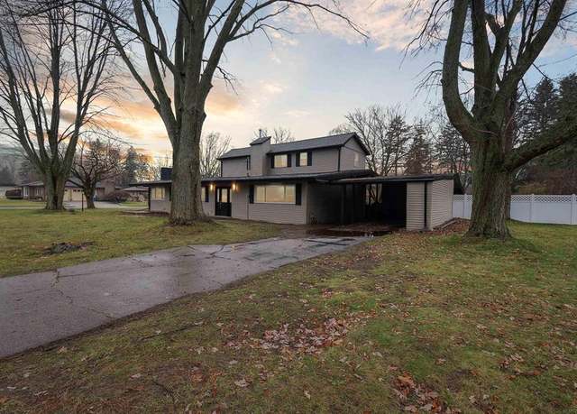 Property at 3545 Southfield Dr, Saginaw, MI 48601, 5 beds, 2 baths
