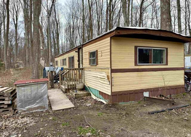 Property at 4604 Luanne Ln, Traverse City, MI 49685, 2 beds, 1 bath