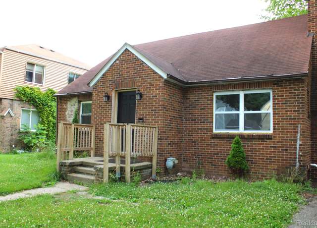 Property at 1629 Seminole St, Flint, MI 48503, 6 beds, 2 baths