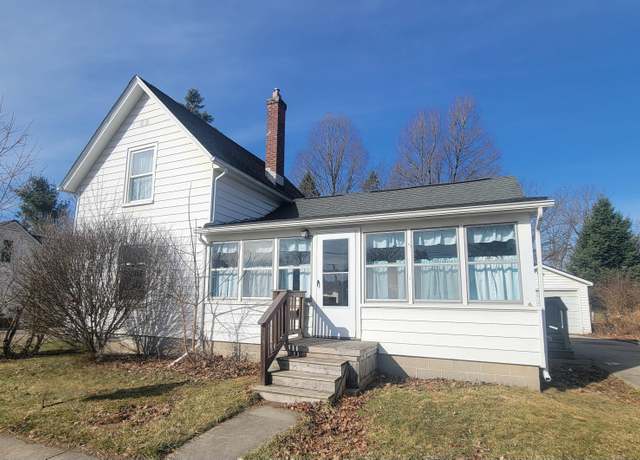Property at 135 Handley St, Imlay City, MI 48444, 4 beds, 1 bath