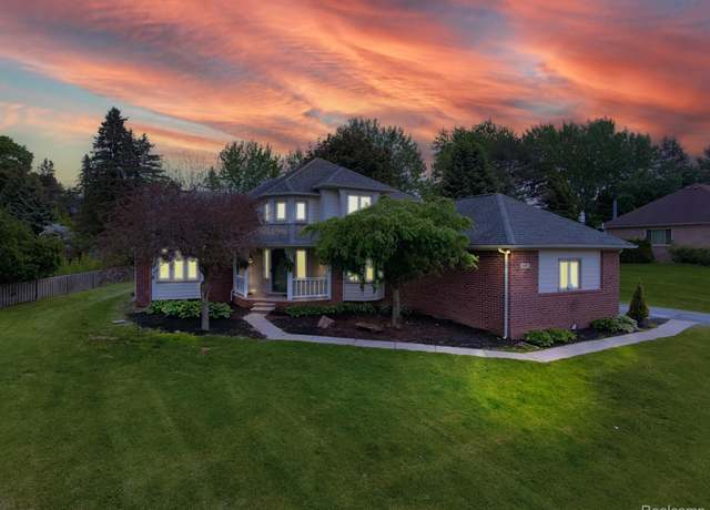 Property at 8148 Orchardview Dr, Washington, MI 48095, 4 beds, 2.5 baths