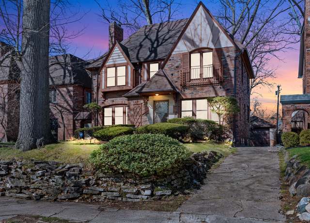Property at 18215 Birchcrest Dr, Detroit, MI 48221, 4 beds, 4 baths