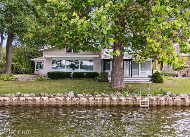 Property at 13366 Wenwood Dr, Fenton, MI 48430, 3 beds, 2 baths