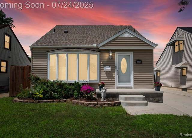 Property at 4044 18th St, Wyandotte, MI 48192, 3 beds, 2 baths