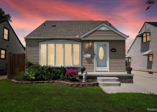 Property at 4044 18th St, Wyandotte, MI 48192, 3 beds, 2 baths
