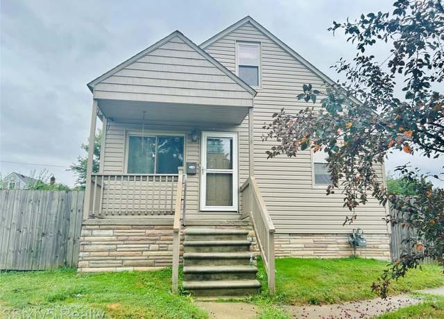 Property at 1919 Goddard St, Wyandotte, MI 48192, 3 beds, 1 bath