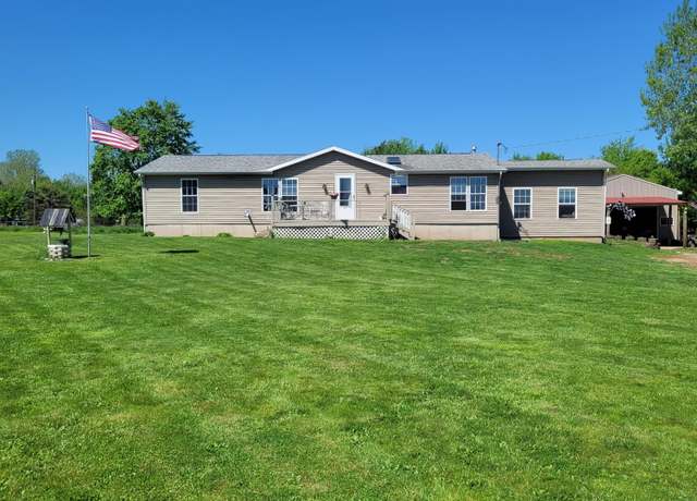 Property at 4908 Brookfield Rd, Charlotte, MI 48813, 3 beds, 2 baths