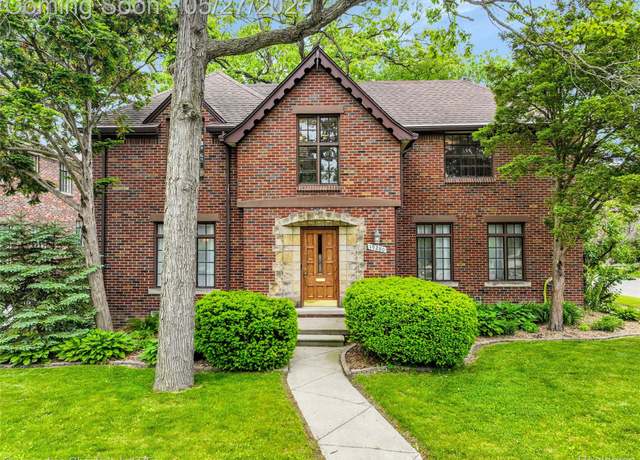 Property at 19280 Warrington Dr, Detroit, MI 48221, 4 beds, 2.5 baths