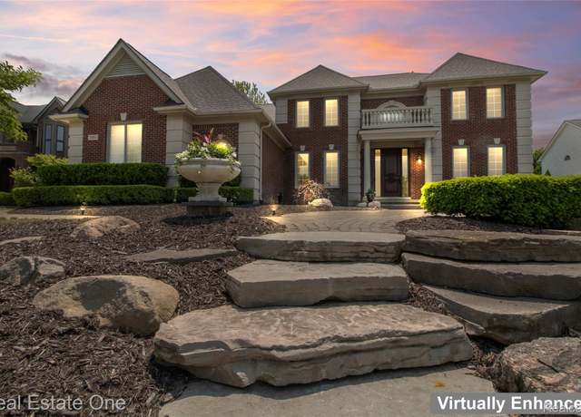 Property at 2901 Ambleside Ct, Rochester, MI 48306, 4 beds, 4.5 baths