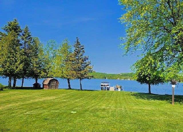 Property at 3764 S Grants Lndg, Lake Leelanau, MI 49653, 3 beds, 2 baths