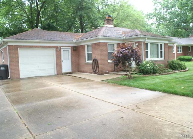 Property at 12740 Murray St, Taylor, MI 48180, 3 beds, 1 bath