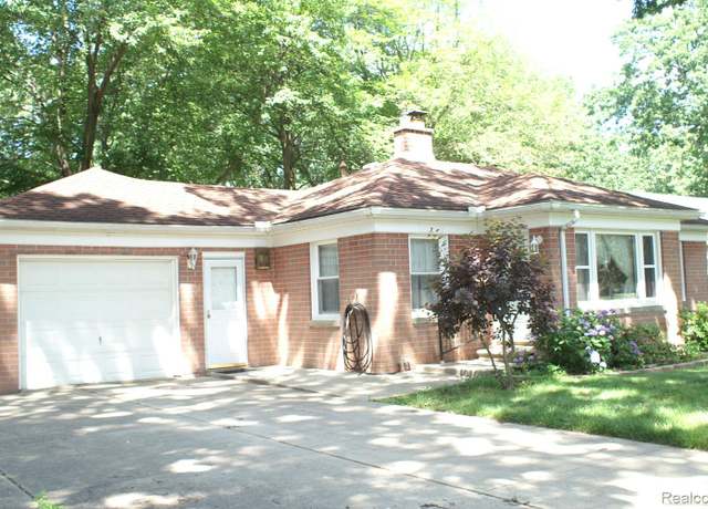Property at 12740 Murray St, Taylor, MI 48180, 3 beds, 1 bath
