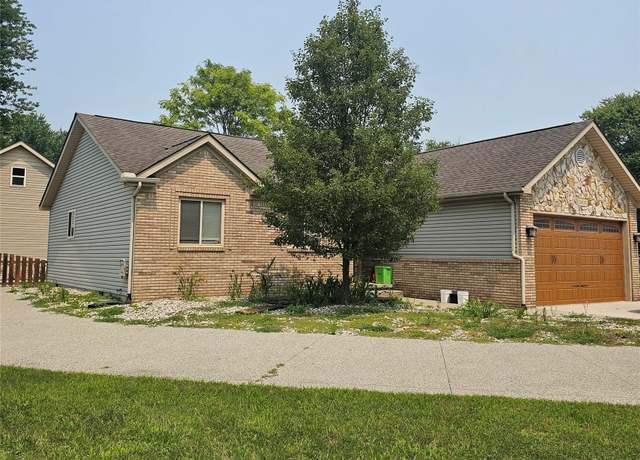 Property at 2800 Fruit St, Clay Township, MI 48001, 3 beds, 2 baths