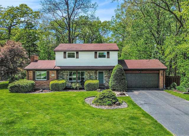 Property at 7252 Lawrence St, Grand Blanc, MI 48439, 4 beds, 1.5 baths