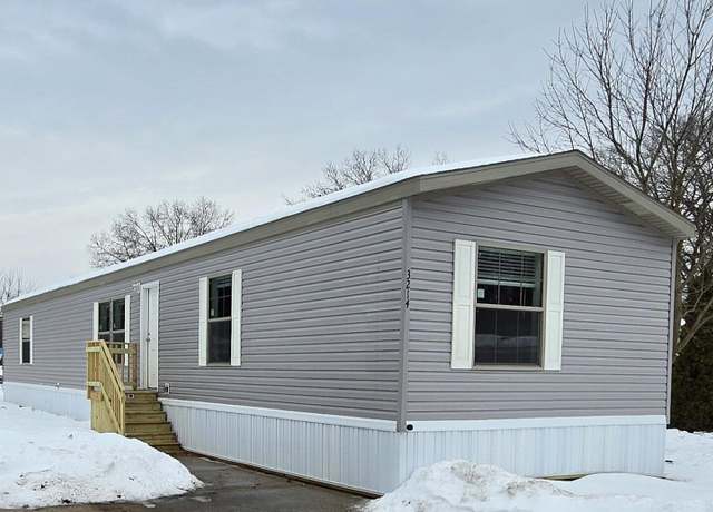 Property at 3214 Pinebrook St #165, Muskegon, MI 49444, 3 beds, 2 baths