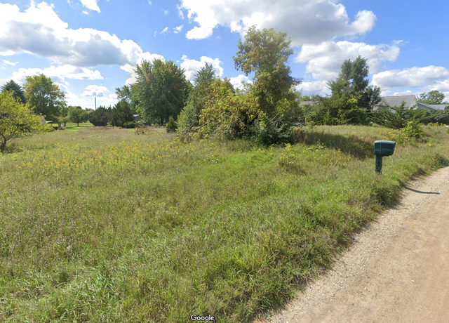 Property at 223 Ambler Dr, Brooklyn, MI 49230