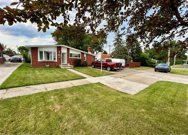 Property at 30614 Ann Arbor Trl, Westland, MI 48185, 3 beds, 2 baths