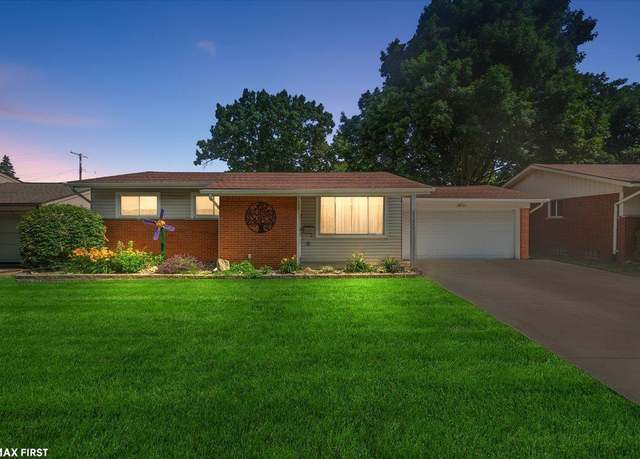 Property at 11449 Crown Dr, Sterling Heights, MI 48314, 3 beds, 2 baths