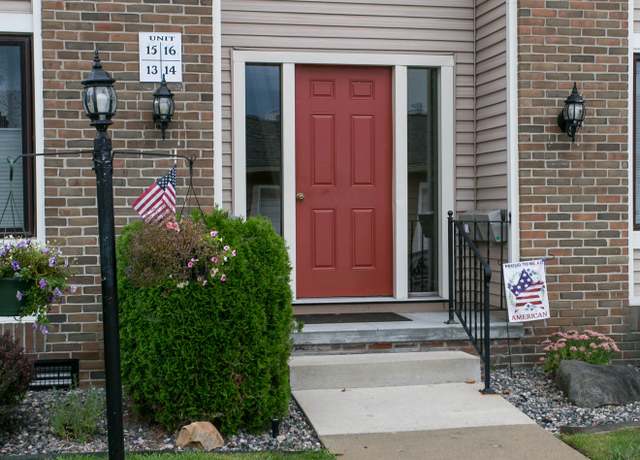 Property at 1660 River Rd #15, Marysville, MI 48040, 2 beds, 2 baths