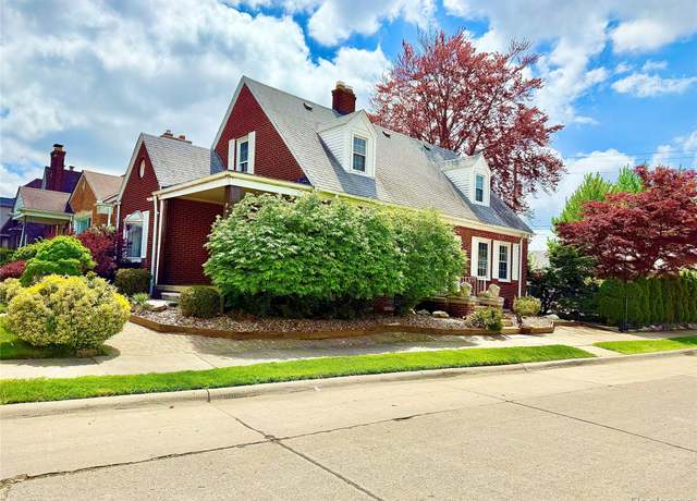 Property at 4775 Orchard Ave, Dearborn, MI 48126, 4 beds, 2 baths