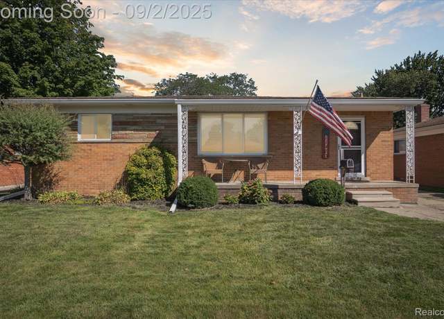 Property at 11483 Newbern Dr, Warren, MI 48093, 3 beds, 2 baths
