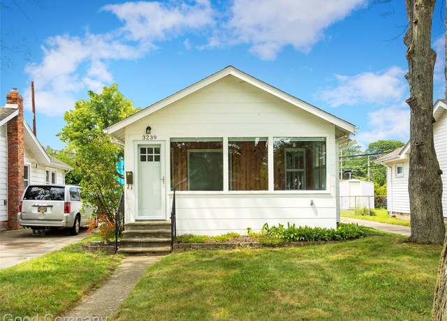 Property at 3239 Mcdowell St, Ferndale, MI 48220, 2 beds, 1 bath